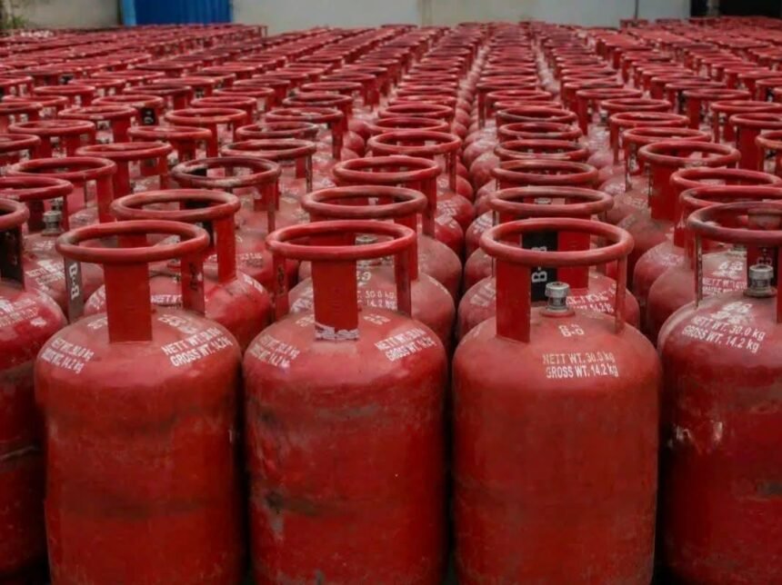 राजस्थान में घरेलू गैस सिलेंडर बुकिंग पर पहले जैसी पाबंदी जारी, नए कनेक्शन अब भी नहीं मिल रहे